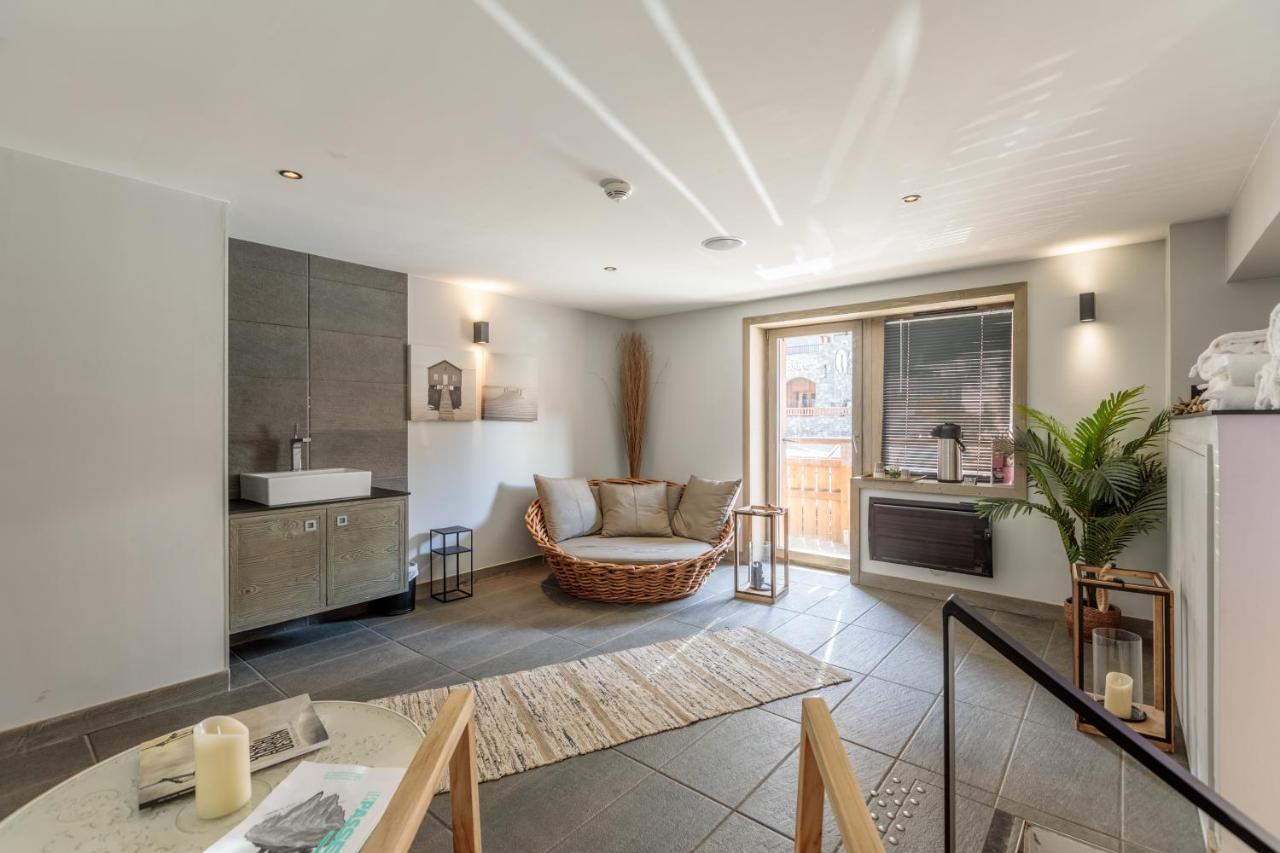 Victoria Lodge, Friendly Hotel Val-d'Isere Ngoại thất bức ảnh