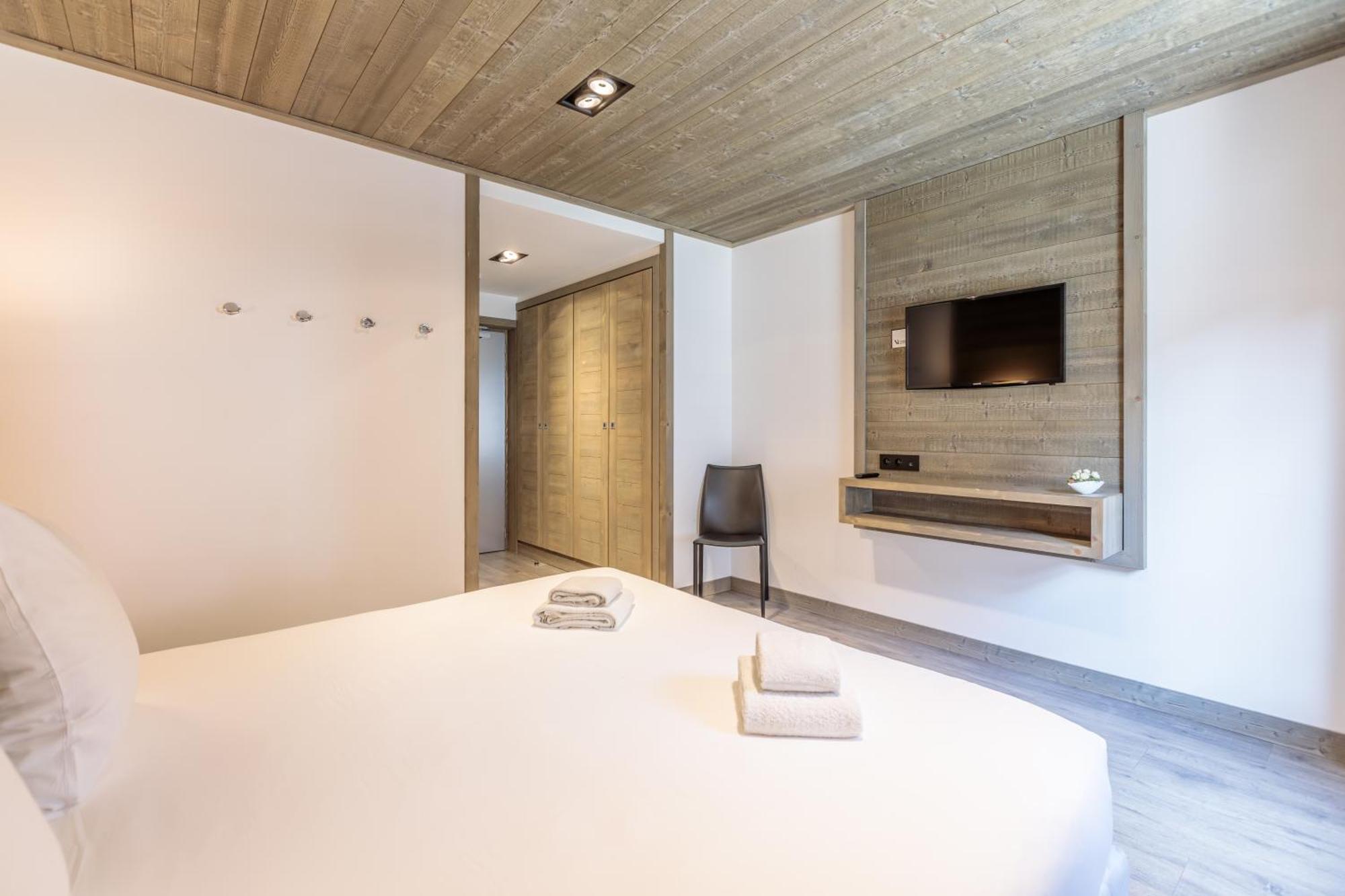 Victoria Lodge, Friendly Hotel Val-d'Isere Ngoại thất bức ảnh