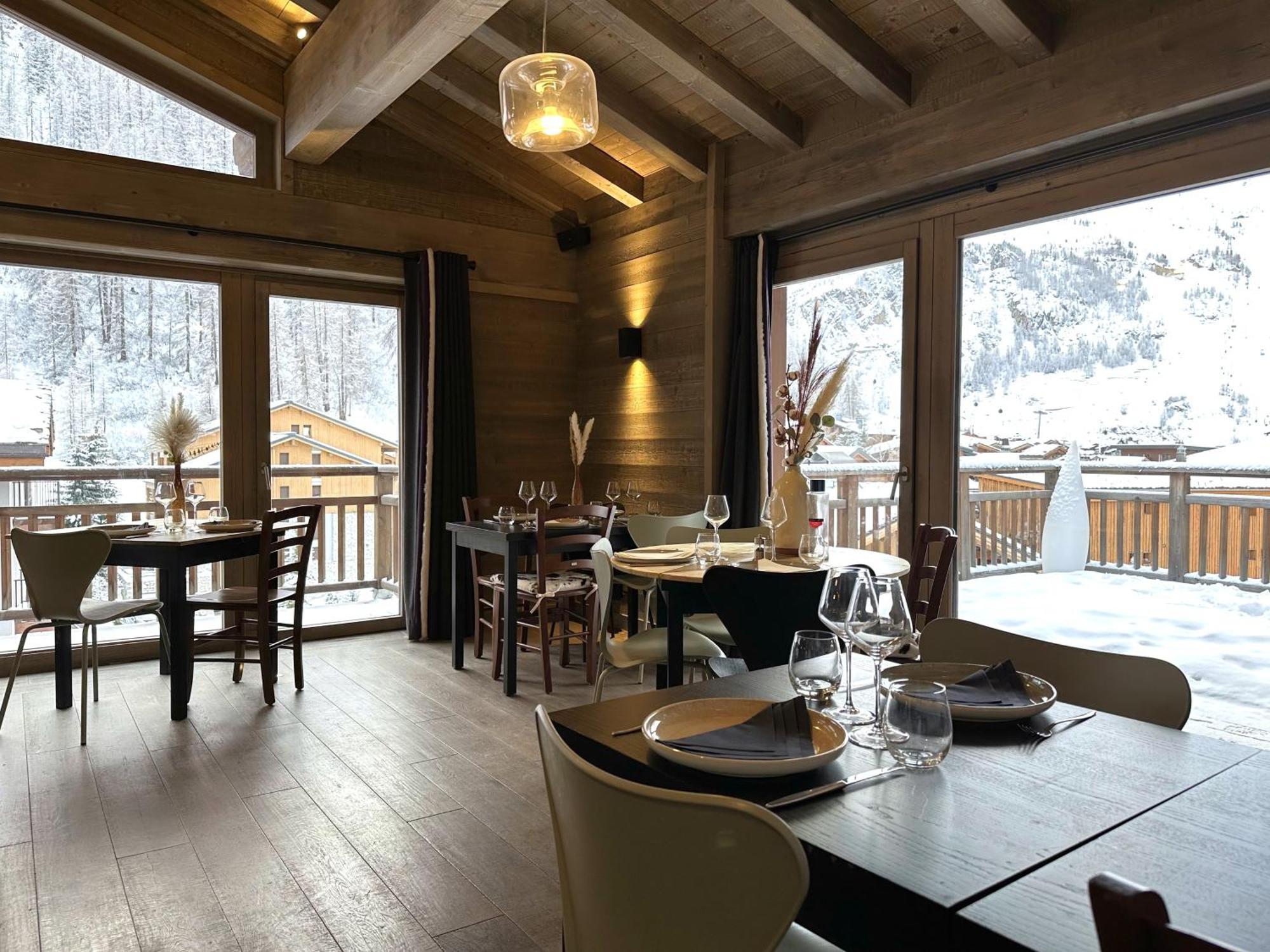 Victoria Lodge, Friendly Hotel Val-d'Isere Ngoại thất bức ảnh